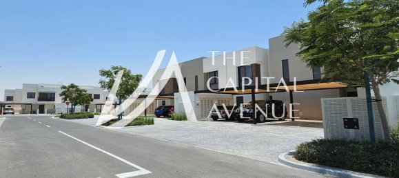 2 bedrooms Townhouse in Yas Island, UAE No. 31773 16