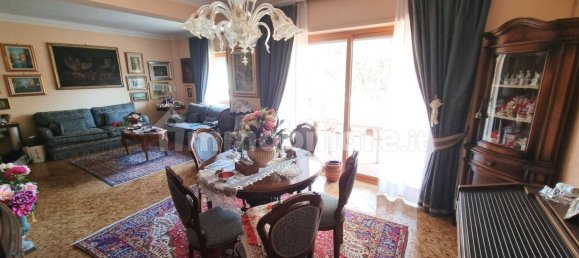 3 bedrooms Apartment in Rome, Italy No. 305768 9