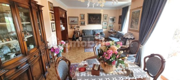 3 bedrooms Apartment in Rome, Italy No. 305768 6