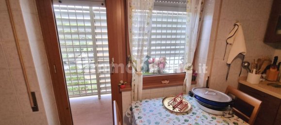 3 bedrooms Apartment in Rome, Italy No. 305768 20