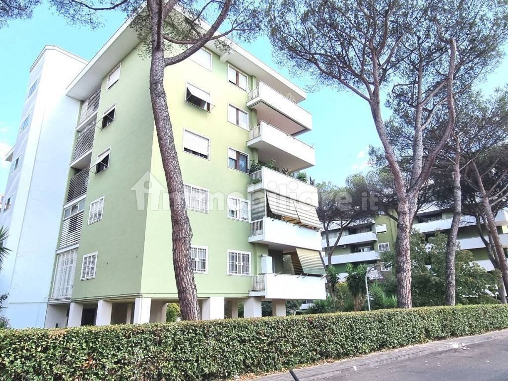 3 bedrooms Apartment in Rome, Italy No. 305768