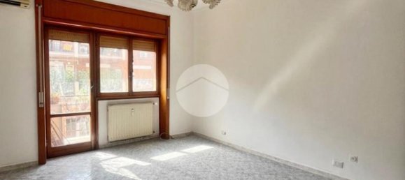 2 bedrooms Apartment in Rome, Italy No. 54003 10