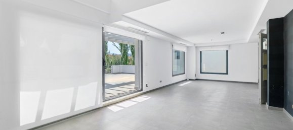 5 bedrooms House in Las Gabias, Spain No. 150291 8