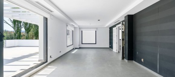 5 bedrooms House in Las Gabias, Spain No. 150291 9