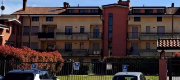 1 chambre Appartement à Abbiategrasso, Italy No. 285573 3