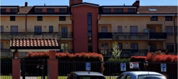 1 chambre Appartement à Abbiategrasso, Italy No. 285573 4