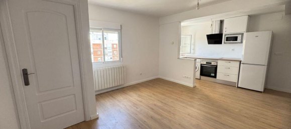 2 chambres appartement à vendre à Madrid, Community of Madrid, Spain № 365724 3