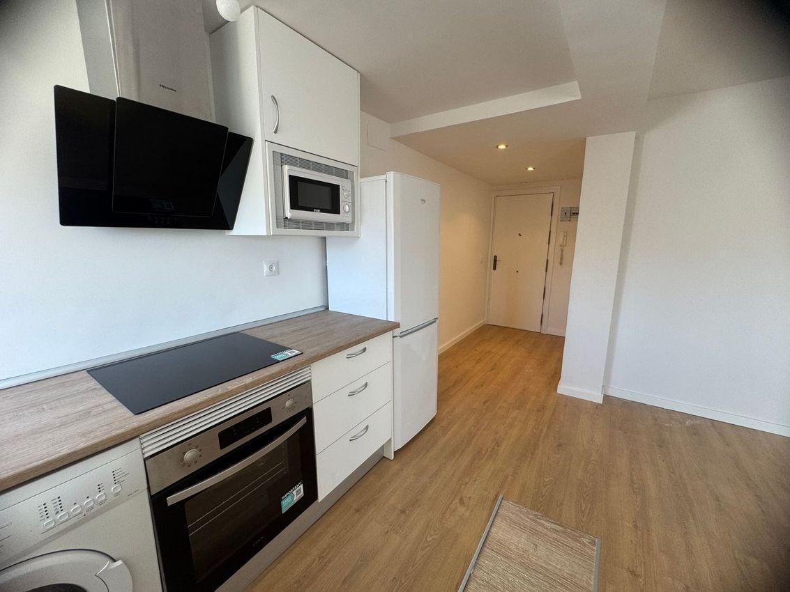 2 chambres appartement à vendre à Madrid, Community of Madrid, Spain № 365724