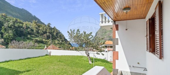 4 Schlafzimmer Haus in Camara de Lobos, Portugal, Nr. 24868 5