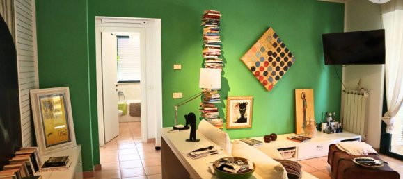 1 bedroom Apartment in Latina, Italy No. 270958 2