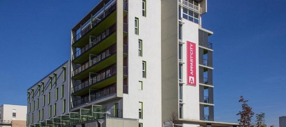 Estudio en Tours, France No. 249181 10