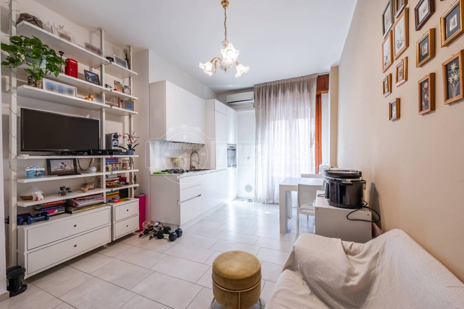 Квартира с 1 спальней в Милан, Италия № 337405