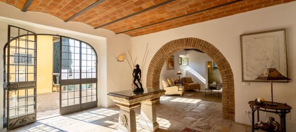 35 rooms Villa in Cortona, Italy No. 44557 49