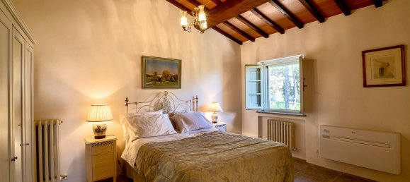 35 rooms Villa in Cortona, Italy No. 44557 39