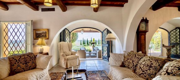 35 rooms Villa in Cortona, Italy No. 44557 31