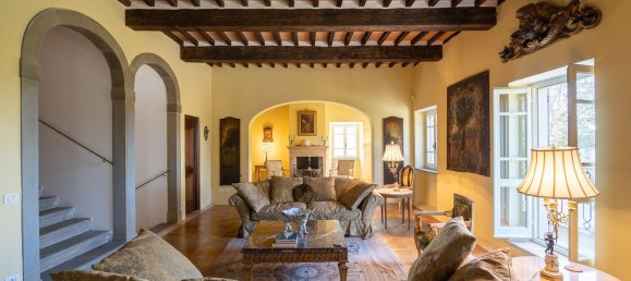 35 rooms Villa in Cortona, Italy No. 44557 4