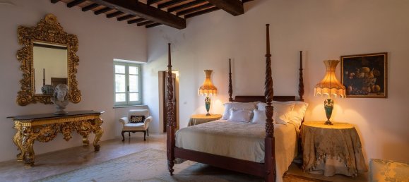 35 rooms Villa in Cortona, Italy No. 44557 8
