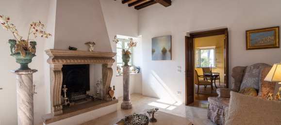 35 rooms Villa in Cortona, Italy No. 44557 12