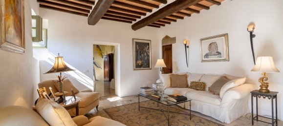 35 rooms Villa in Cortona, Italy No. 44557 50