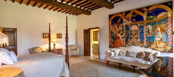35 rooms Villa in Cortona, Italy No. 44557 10
