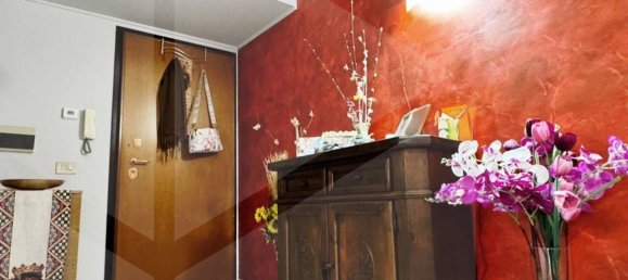 3 rooms Apartment in Rome, Italy No. 27820 5