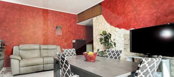 3 rooms Apartment in Rome, Italy No. 27820 7