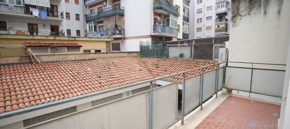 3 bedrooms Apartment in Palermo, Italy No. 197256 16