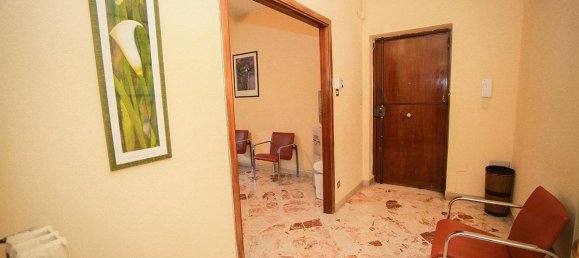 3 bedrooms Apartment in Palermo, Italy No. 197256 30