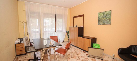 3 bedrooms Apartment in Palermo, Italy No. 197256 5