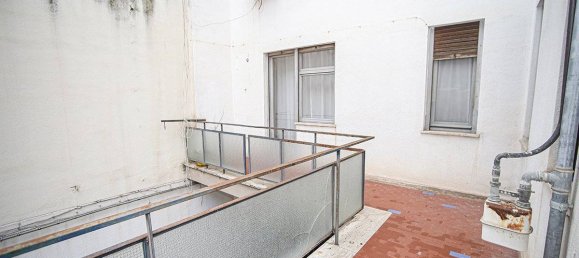 3 bedrooms Apartment in Palermo, Italy No. 197256 18