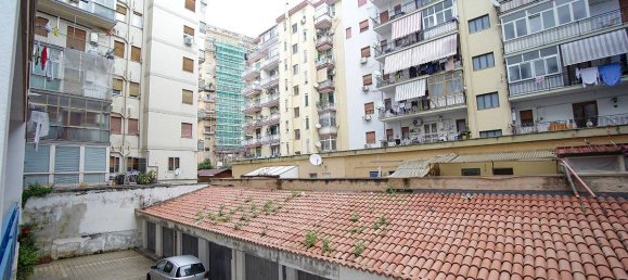 3 bedrooms Apartment in Palermo, Italy No. 197256 20