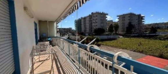4 rooms Apartment in Calvizzano, Italy No. 224709 3