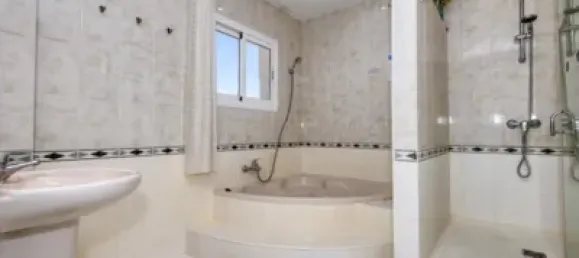 Villa T4 em Nerja, Spain N.º 49166 32