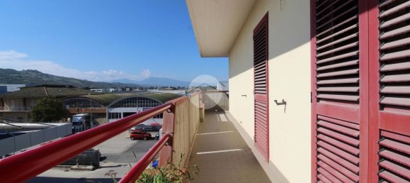 Oficina en San Benedetto del Tronto, Italy 130 m² No. 88227 17