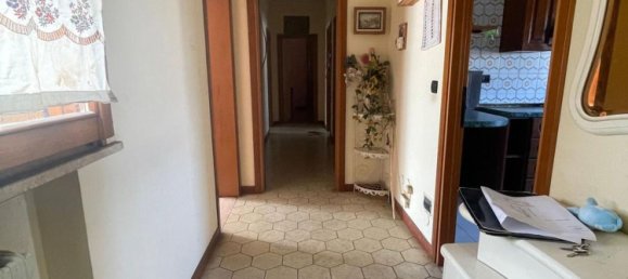 4 bedrooms Apartment in Borgo Mantovano, Italy No. 338415 2