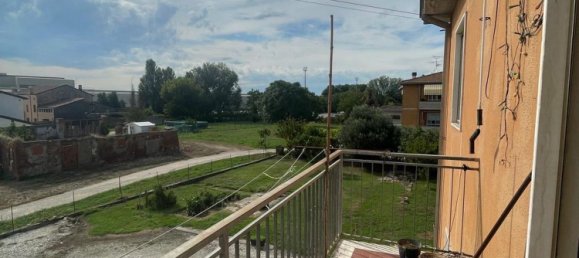 4 bedrooms Apartment in Borgo Mantovano, Italy No. 338415 8