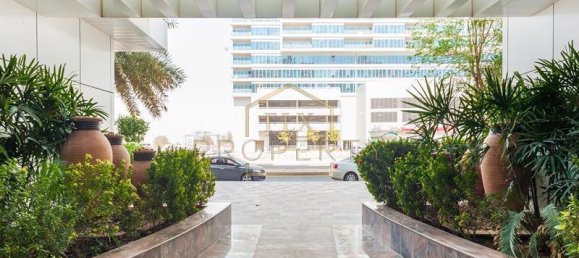 2 bedrooms Apartment in Dubai Residence Complex, UAE No. 6584 2