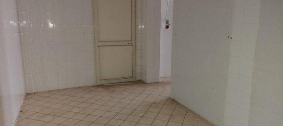 134m² Commercial property in Monte Castello di Vibio, Italy No. 370781 10