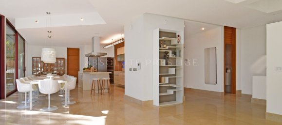 7 Schlafzimmer Villa in Marbella, Spain, Nr. 90898 33