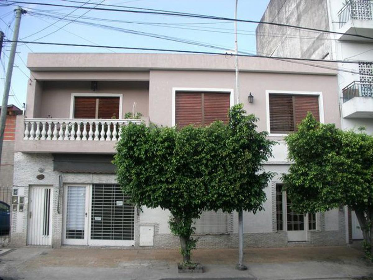 Casa T3 em Bermudez, Argentina N.º 56484