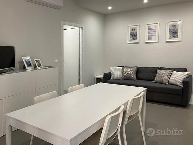 Apartamento de 3 habitaciónes en Spotorno, Italy No. 252289