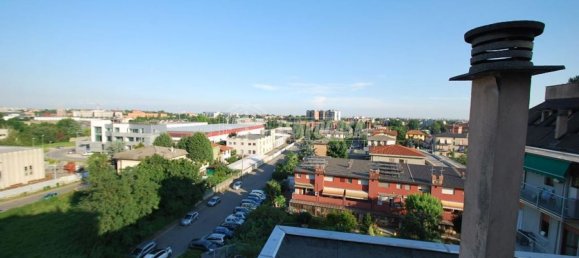 3 bedrooms Apartment in Muggiò, Italy No. 364315 24