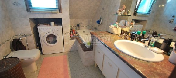 3 bedrooms Apartment in Muggiò, Italy No. 364315 8