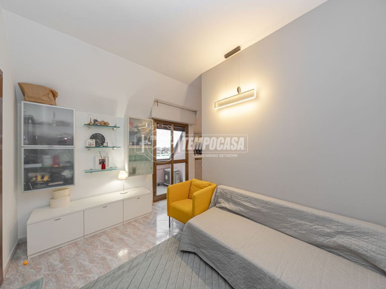 3 bedrooms Apartment in Muggiò, Italy No. 364315
