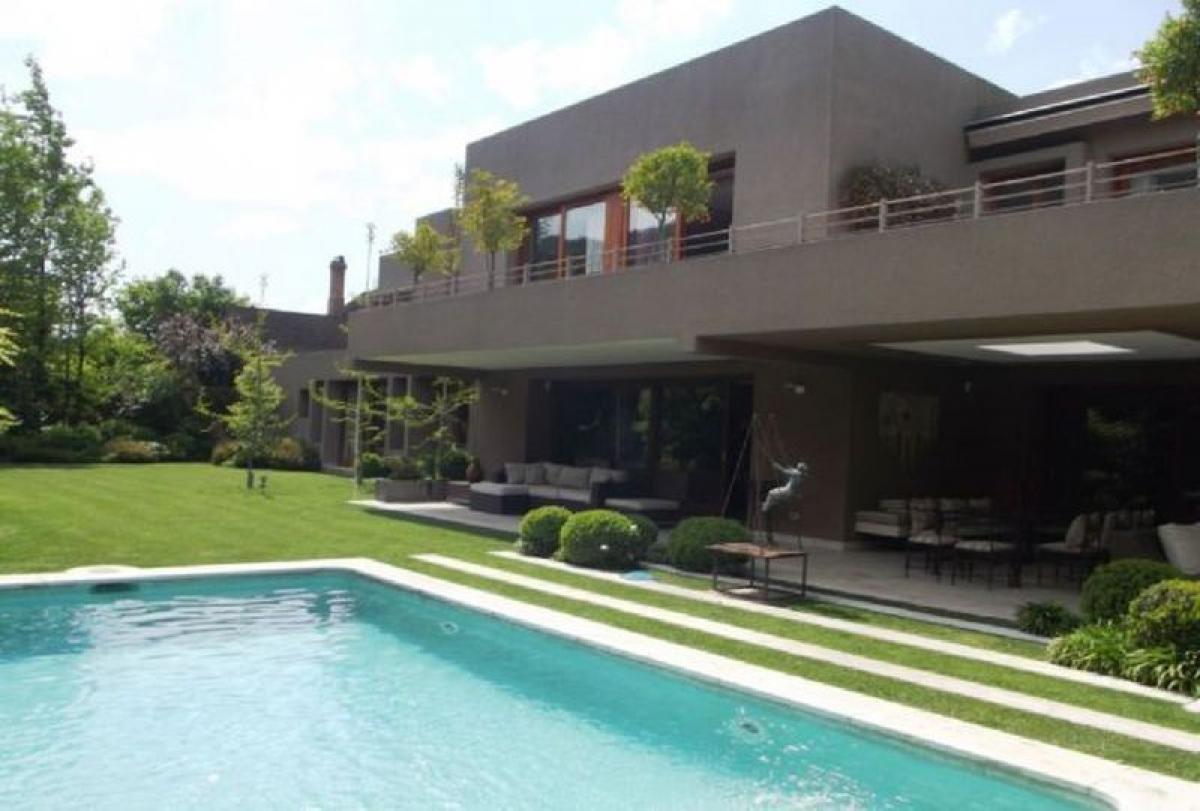 7 bedrooms House in Santiago, Chile No. 4301