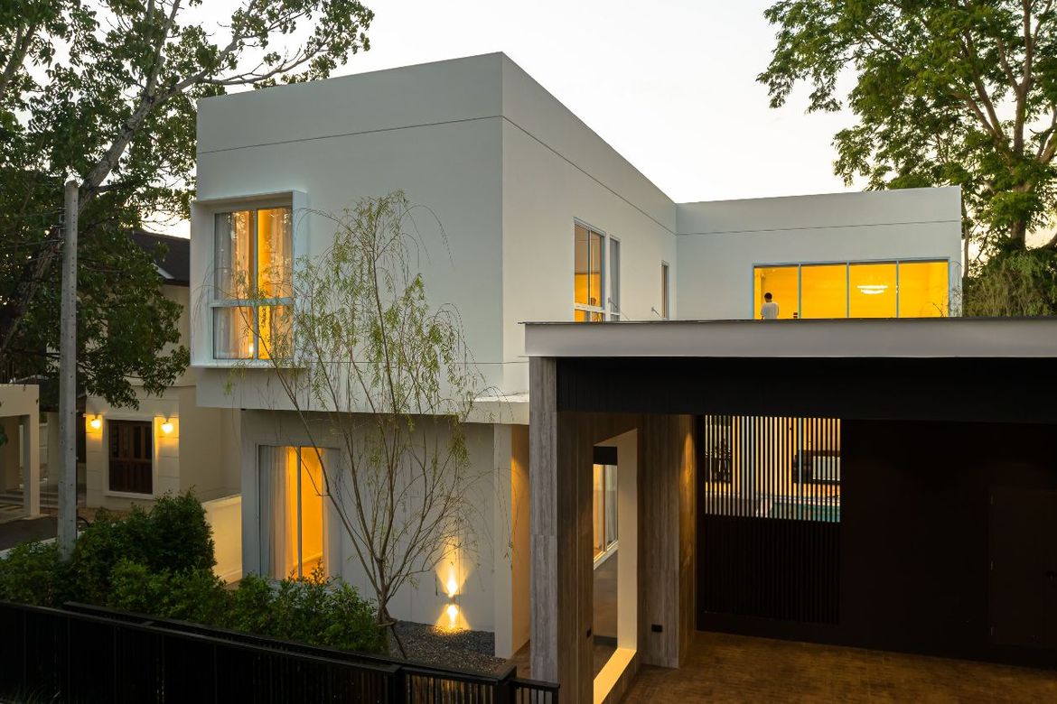 4 bedrooms House in Chiang Mai, Thailand No. 26986