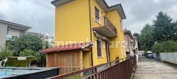 2 غرف نوم فيلا في Gallarate, Italy رقم 338790 26