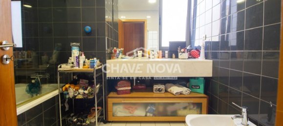 3 chambres Maison à Vila Nova de Gaia, Portugal No. 80015 10