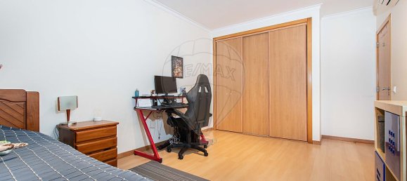 Дом с 3 спальнями в Одивелаш, Португалия № 53366 19