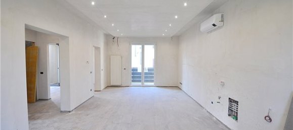 5غرفة فيلا في Inveruno, Italy رقم 142800 3